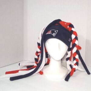 Reebok NFL New England Patriots Braided Winter Unisex Fleece Hat Size OS